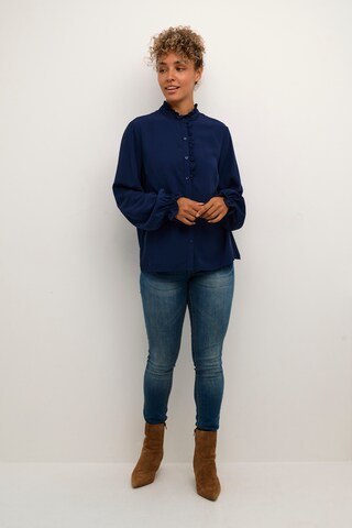 Cream Blouse 'Venea ' in Blauw