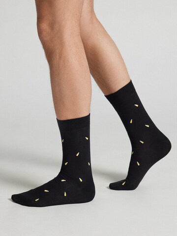 IUMAN Intimissimi Uomo Socks in Black: front
