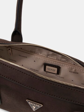 GUESS Schultertasche 'Isobel' in Braun