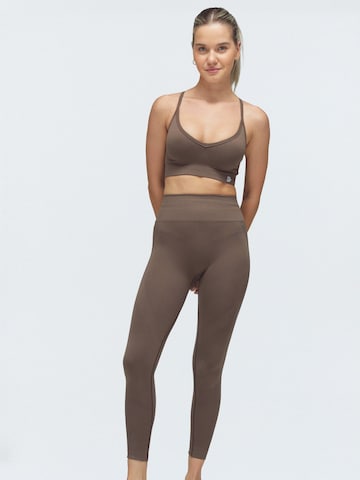 DRILLS Apparel - Bustier Sujetador deportivo 'FLXFLOW X Bra' en gris