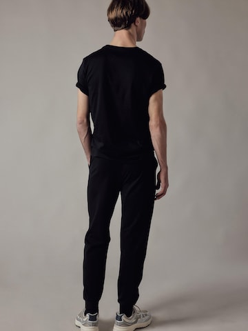 Regular Pantalon 'Joggers in Jersey' OWN Off With Nature en noir