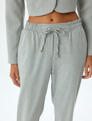 Koton Regular Hose in Grau