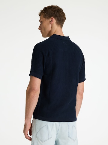 CHASIN' Poloshirt 'Guy' in Blau