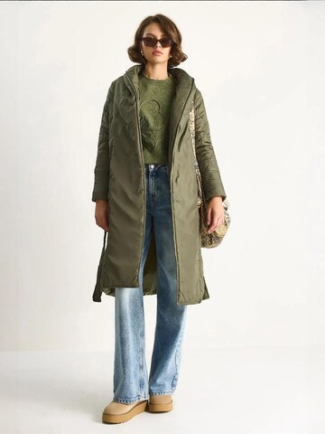 Cappotto di mezza stagione di Bianco Lucci in verde