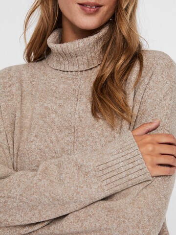 Pullover di Noisy may in beige