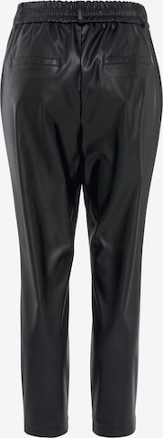 regular Pantaloni di LASCANA in nero