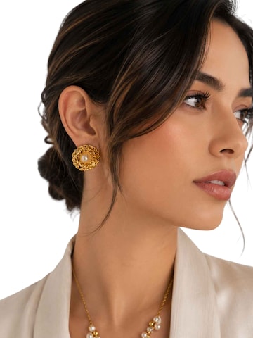 RteRme Earrings in Gold