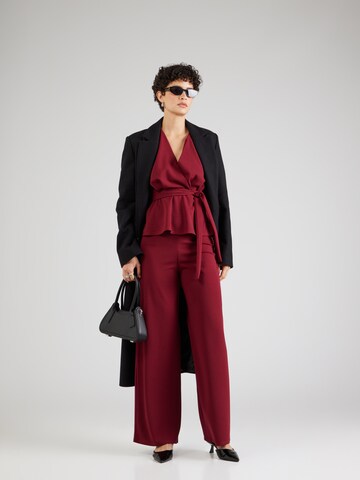 SISTERS POINT Bluse 'NASA-T' in Rot