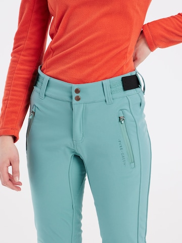 PROTEST Slimfit Sportbroek 'PRTATLAS' in Groen
