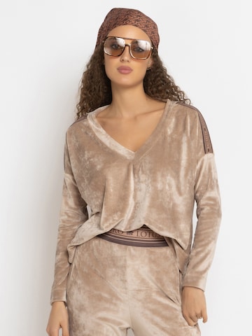 JIORO Blouse 'ESSENTIALS' in Beige