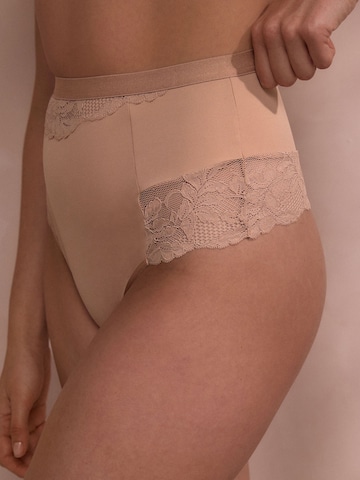 Next Shapingslip in Beige