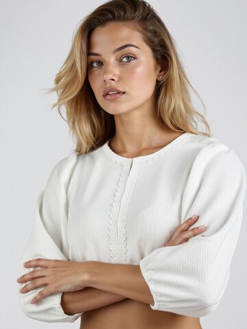 Blouse folklorique 'Hulda' SPIETH & WENSKY en blanc