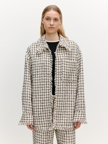 EDITED Between-Season Jacket 'Dela' in Black: front