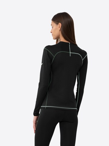 4F Base layer in Black