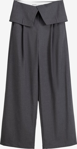 Bershka Wide leg Trousers in Grey: front