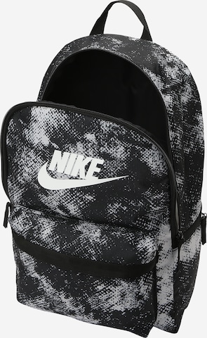 Nike Sportswear Hátizsák 'HERITGE RORSCHACH' - fekete