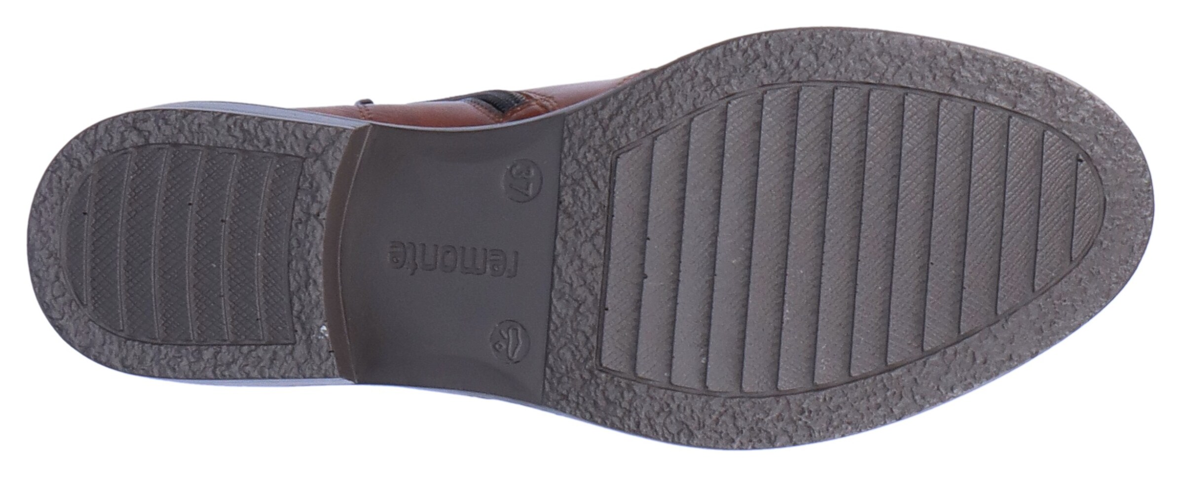 REMONTE - Botim com fivela em castanho