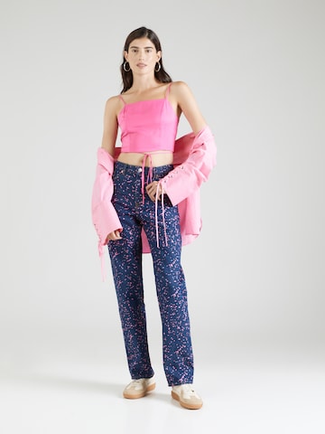 regular Jeans di Monki in blu
