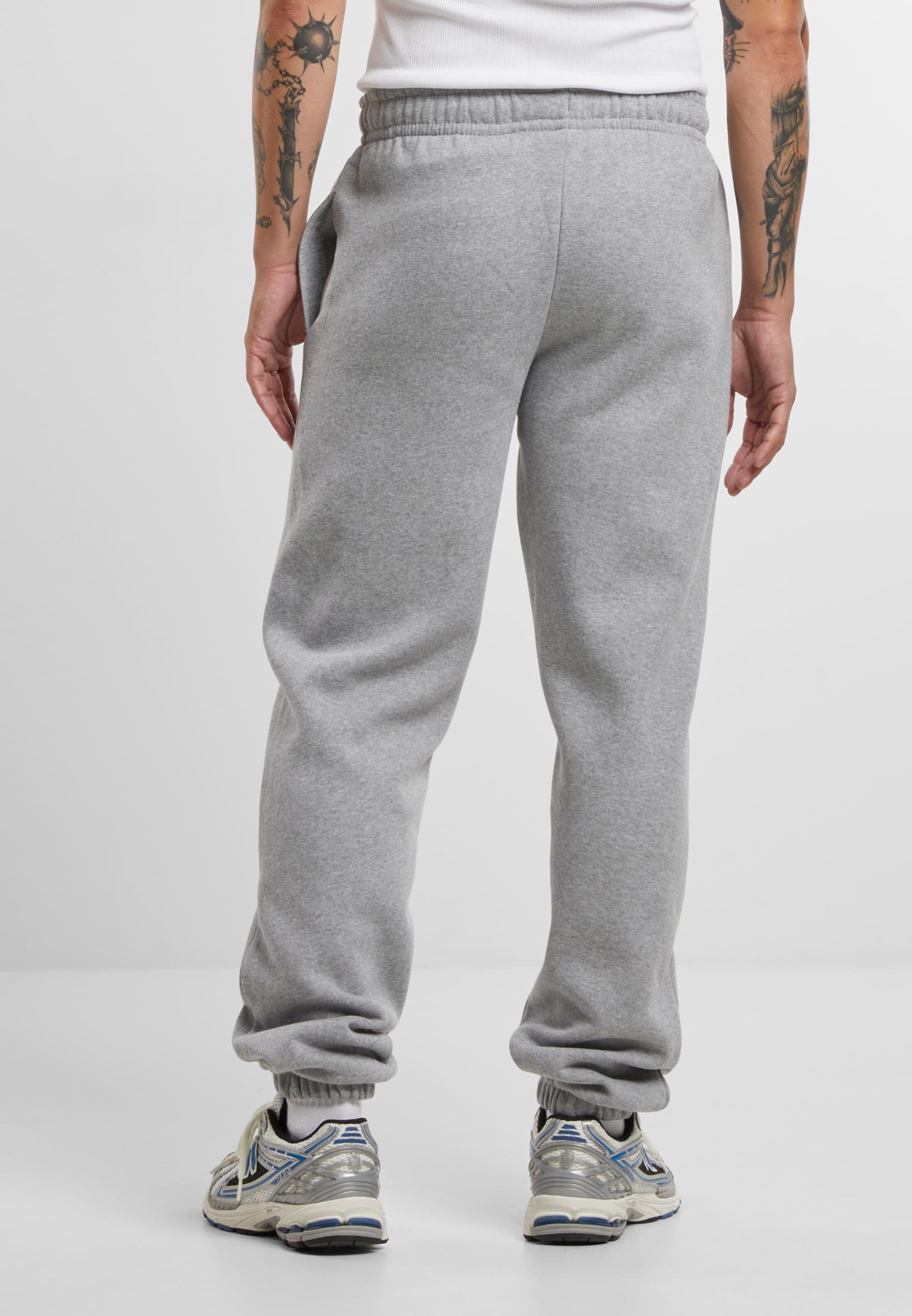 Urban Classics Tapered Pantaloni 'Essential' pe Gri | ABOUT YOU