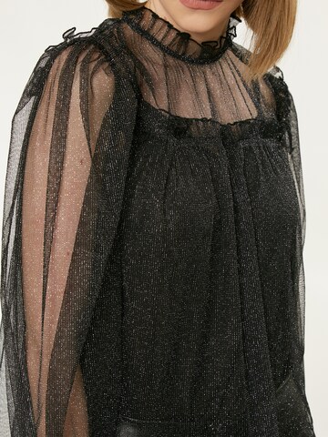 Influencer Blouse 'Sheer' in Zwart