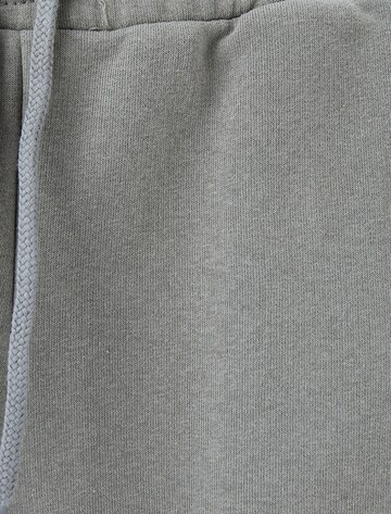 Koton Loosefit Shorts in Grau