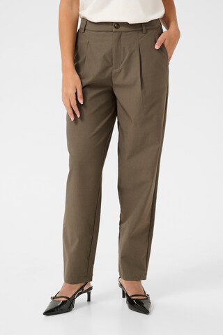 Regular Pantalon à pince 'Comia' Cream en marron : devant