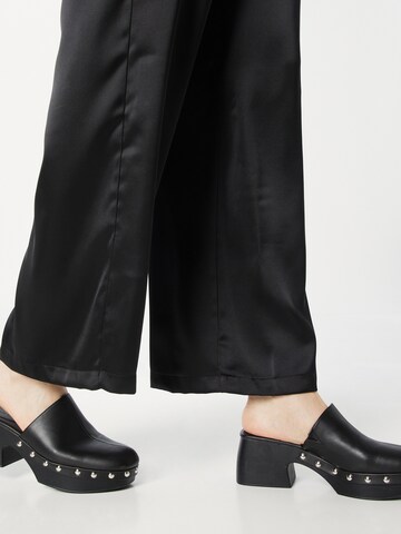 Dorothy Perkins Wide Leg Housut värissä musta