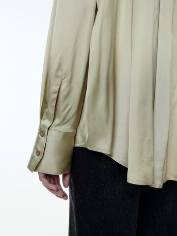 EDITED Blouse 'Wally' in Beige