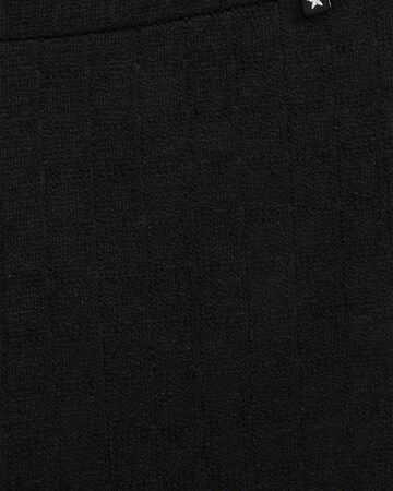 WE Fashion Loose fit Trousers in Black