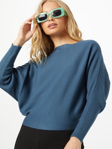 Trendyol Sweatshirt in Blau