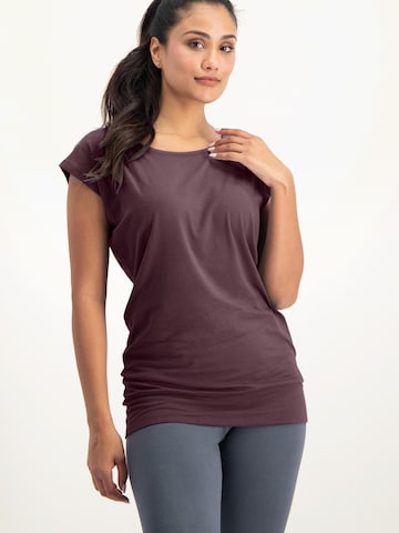 Urban Goddess Yoga & Activewear Sporttop 'Asana Yoga and Pilates' in Lila: Vorderseite
