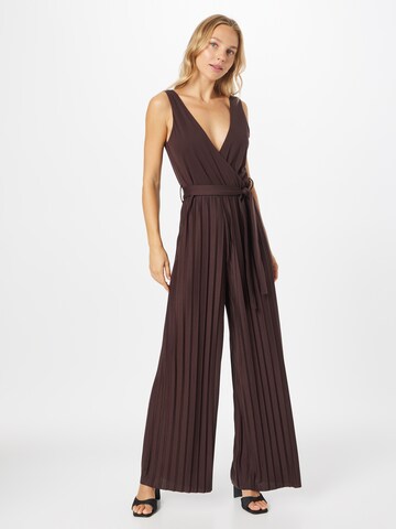 Tuta jumpsuit 'GENEVIEVE' di minimum in marrone: frontale