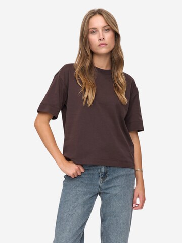 NÜMPH T-Shirt in Braun: Vorderseite