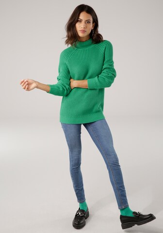 LAURA SCOTT Sweater in Green