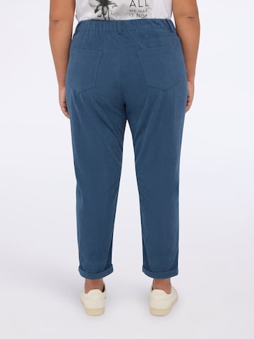 Fiorella Rubino Regular Trousers in Blue