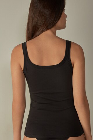 INTIMISSIMI Undershirt in Black