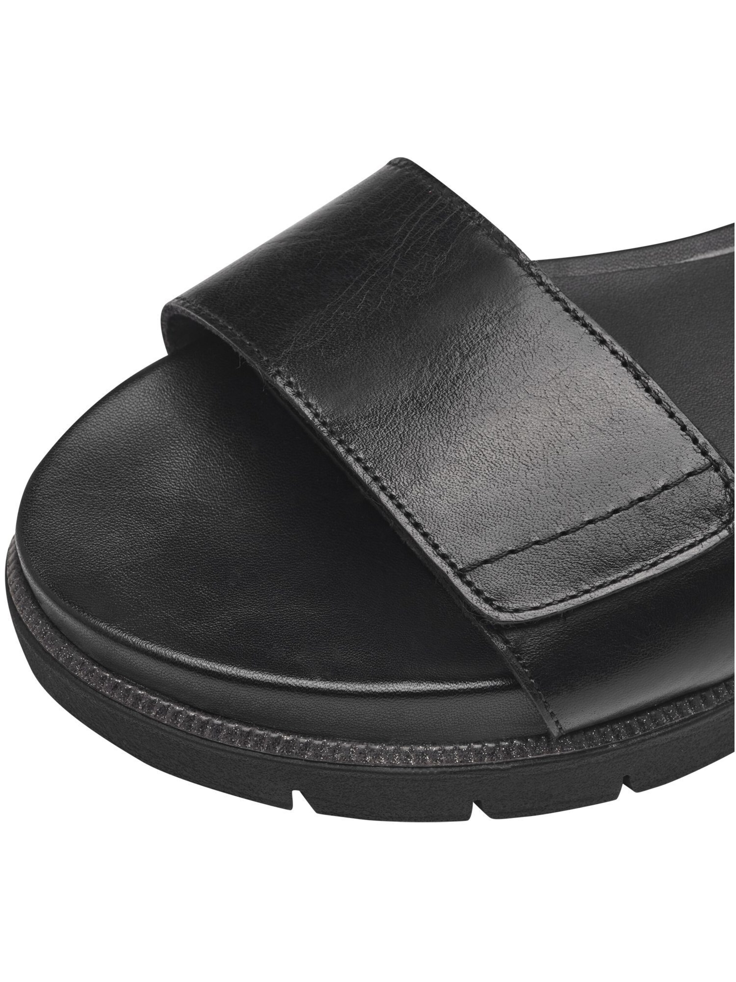 Tamaris Sandals in Black