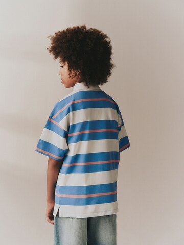 T-Shirt Next en bleu