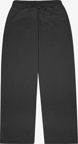 PUMA Loose fit Workout Pants in Grey