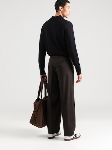 Abercrombie & Fitch Loosefit Élére vasalt nadrágok - barna