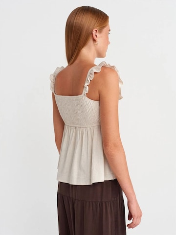 Haut Dilvin en beige