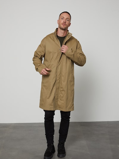 DAN FOX APPAREL Mantel 'Marten' en kaki, Vue avec modèle