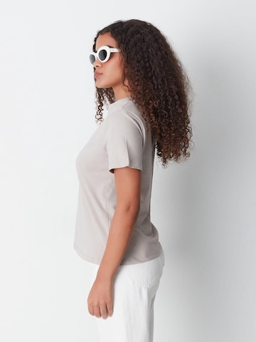 C&City T-Shirt in Beige