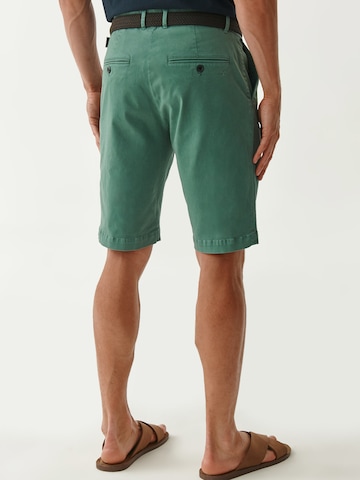 TATUUM - Regular Calças chino 'JOE 1' em verde