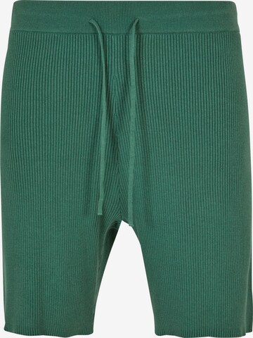 Urban Classics Broek in Groen: voorkant