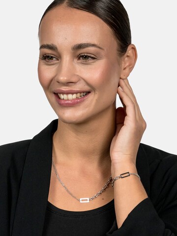 Suri Frey Necklace ' SFY Tammy ' in Silver: front