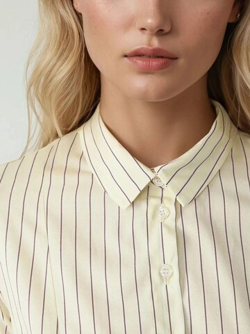 Hiccup Blouse in Yellow