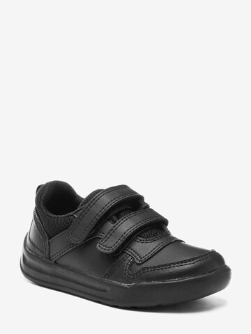 Sneaker di Next in nero