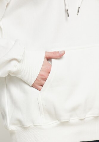 SANIKA Sweatshirt 'Fashion Look' in Wit
