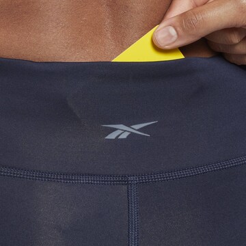 Reebok Skinny Sporthose in Blau